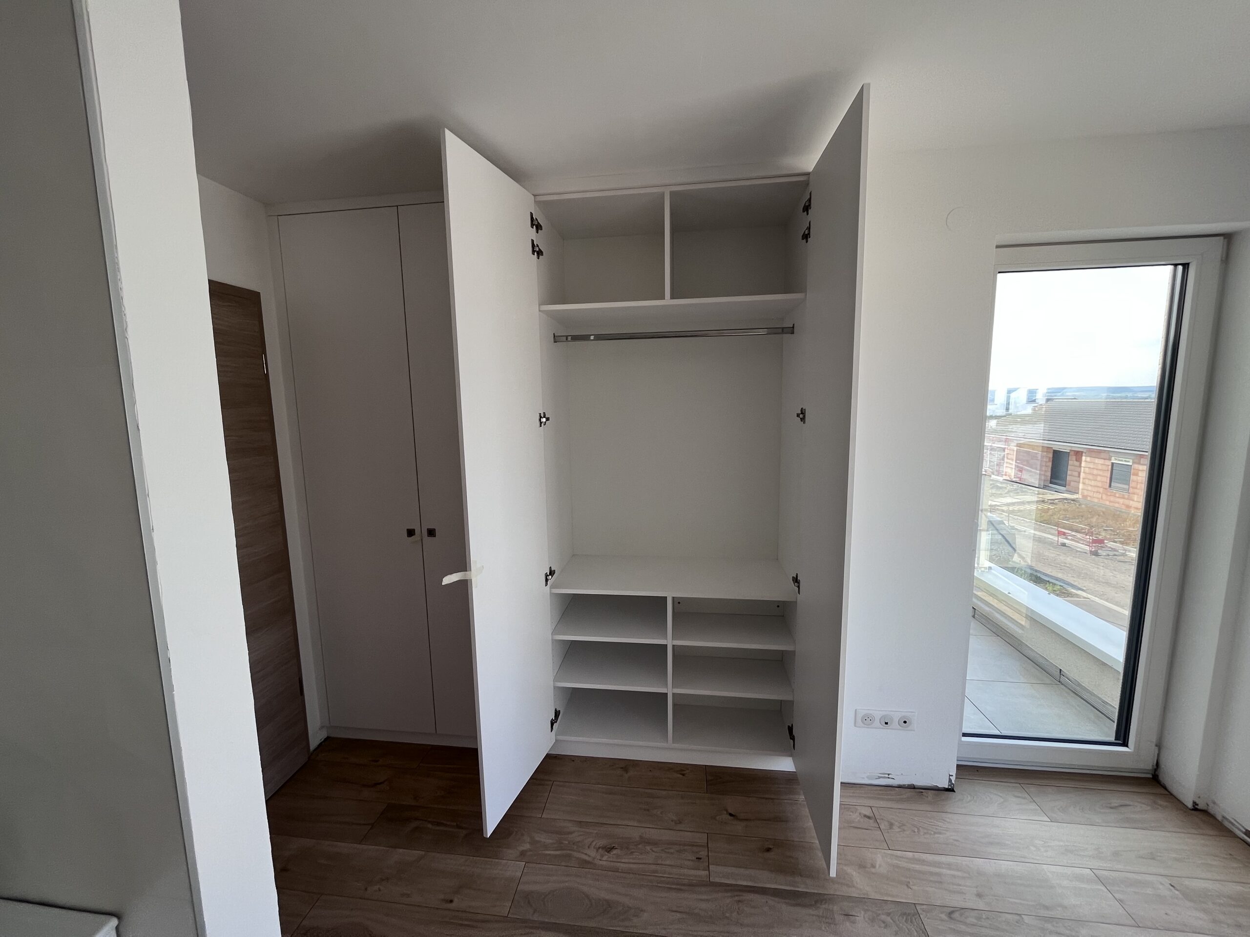 Placard personnalisé à Thionville : la solution pour un rangement parfait !